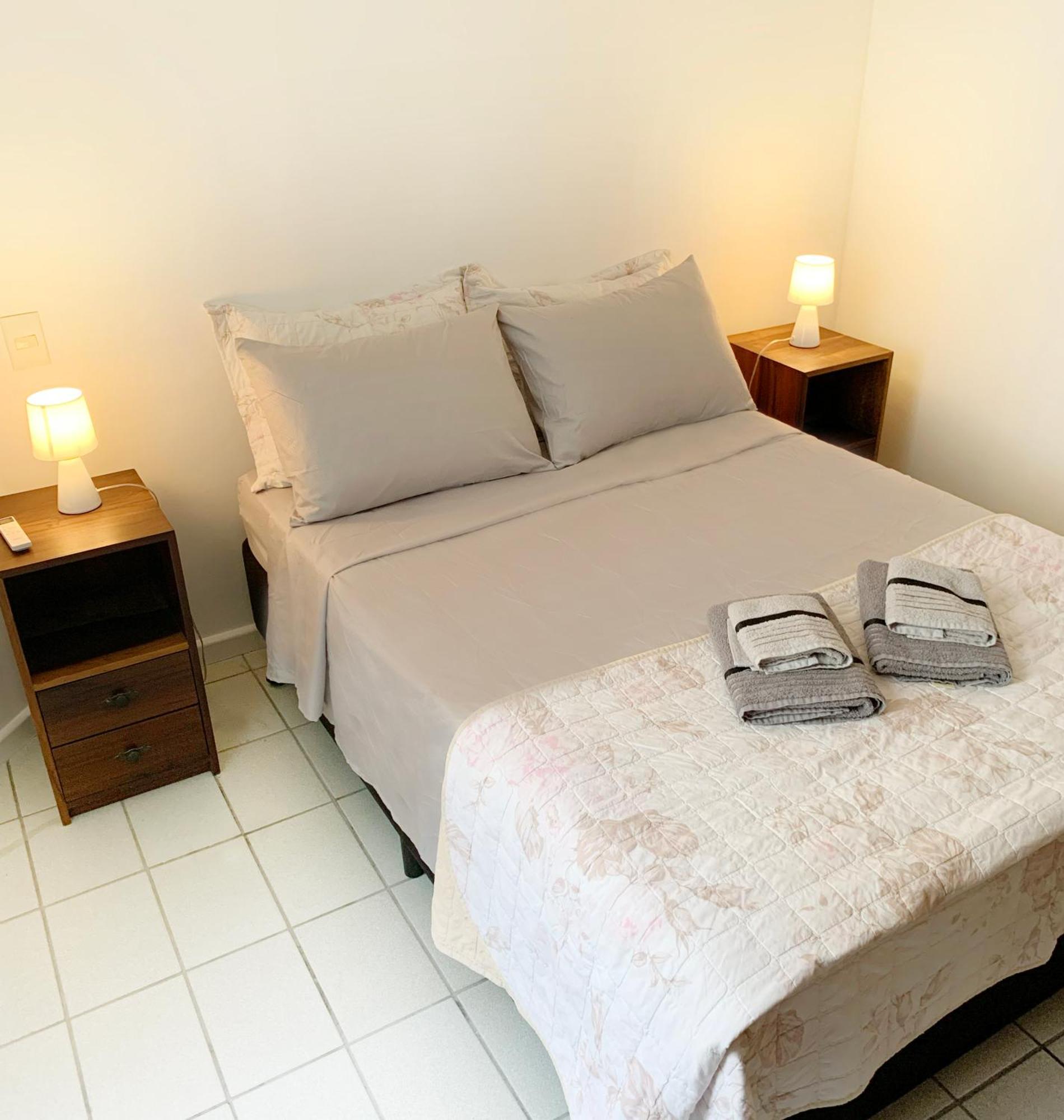 Apartamento De Dois Quartos Para 6 Pessoas Em Canasvieiras A Uma Quadra Da Praia Em Area Nobre * Florianopolis